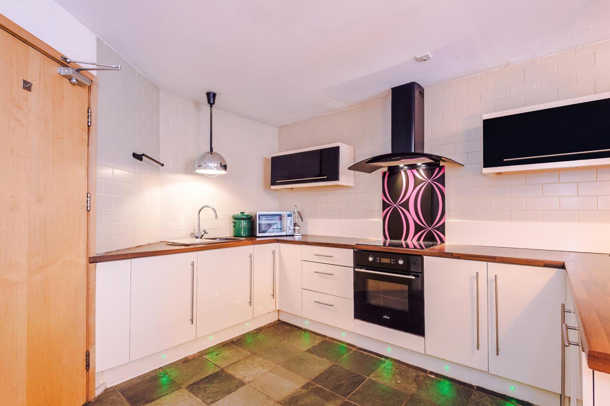 Central Northern Quarter Two Bedroom Apartment Manchester Buitenkant foto