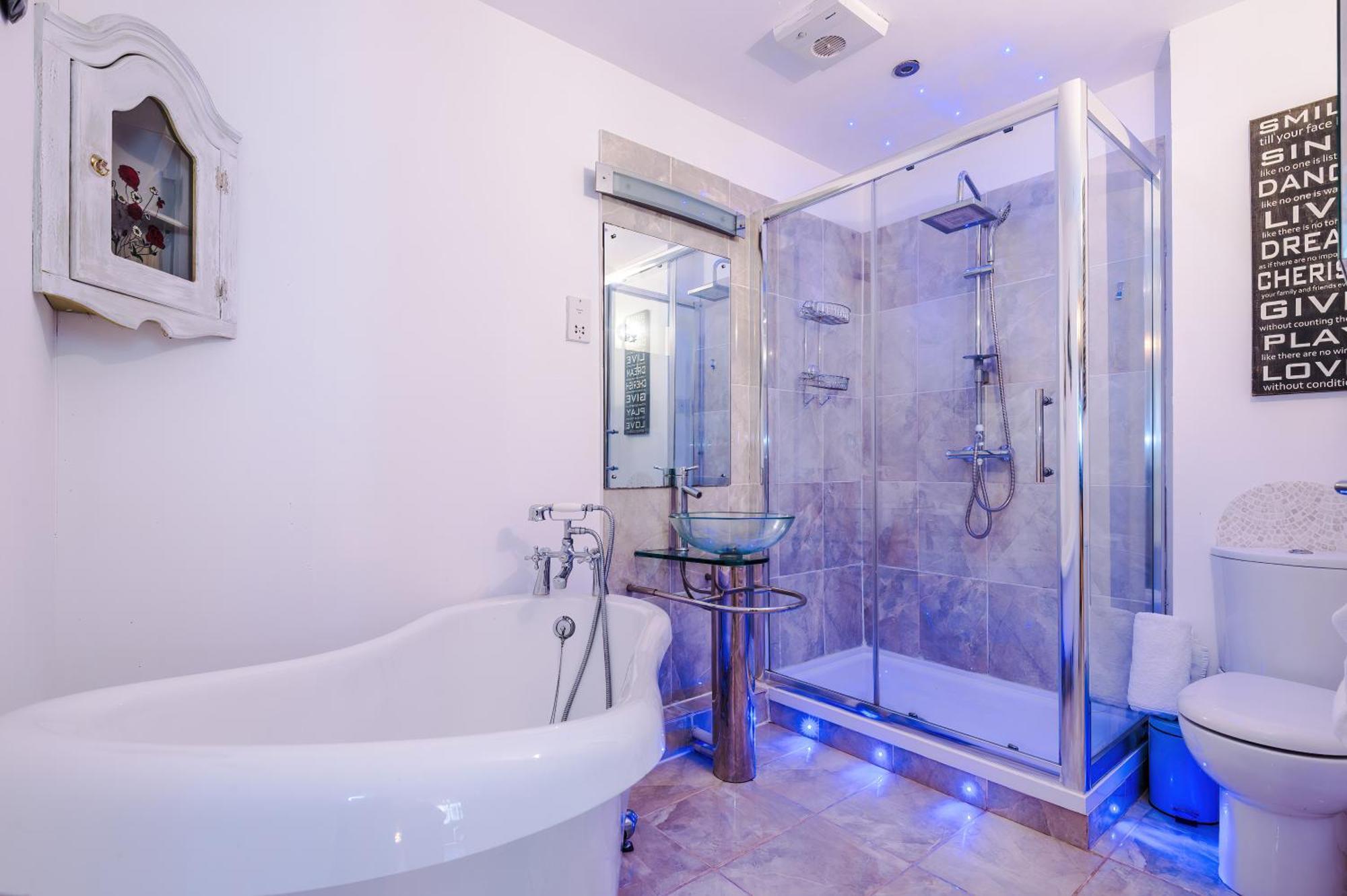 Central Northern Quarter Two Bedroom Apartment Manchester Buitenkant foto